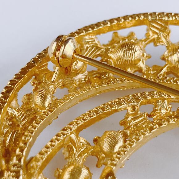 VTG Mid Century Brooch Faux Pearl Fuchsia Pink Rhinestone Layered Gold Tone Pin - Picture 11 of 11